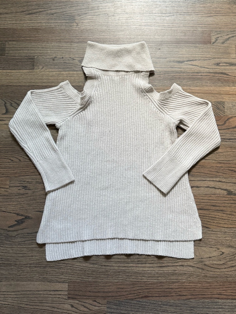 Cupcakes and Cashmere Sweater!